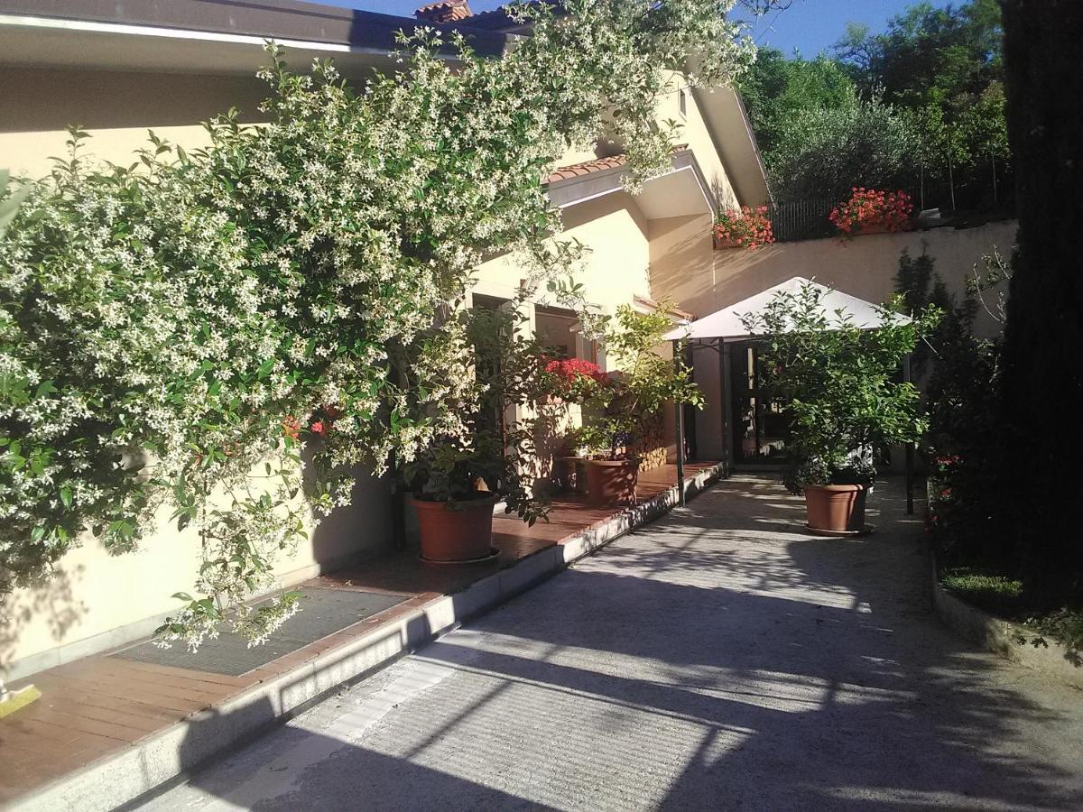 Villa Ambrosia Múggia Eksteriør bilde